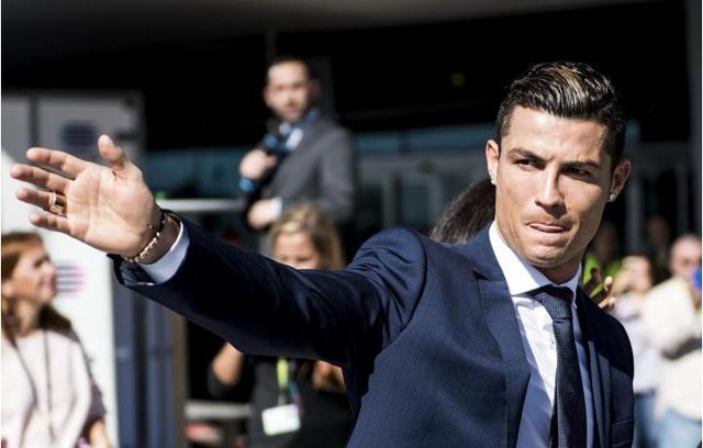 经纪人：那不勒斯今夏也有意博尼，但奥西利奥起了决定性作用（经纪人：那不勒斯夏窗亦有意博尼，奥西利奥扮演关键角色）