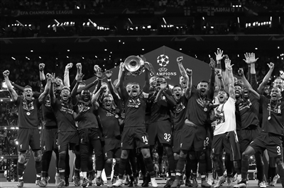 德转列本赛季俱乐部引援支出前10：英超9席，利物浦4.83亿第1（德转公布本季俱乐部引援花费前十：英超占九席，利物浦以4.83亿居首）