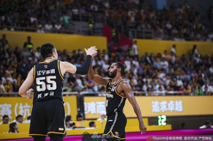 青岛西海岸投资人告别邵佳一：愿你前程似锦，再见亦如初（青岛西海岸投资人送别邵佳一：祝你前程似锦，重逢仍如初见）