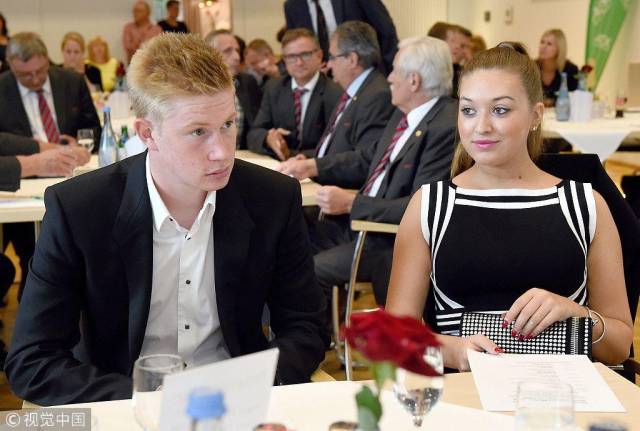 塞尔：朗格莱恢复部分合练，略伦特、巴埃纳、希门尼斯仍缺席（塞尔：朗格莱已参与部分合练，略伦特、巴埃纳、希门尼斯继续缺阵）